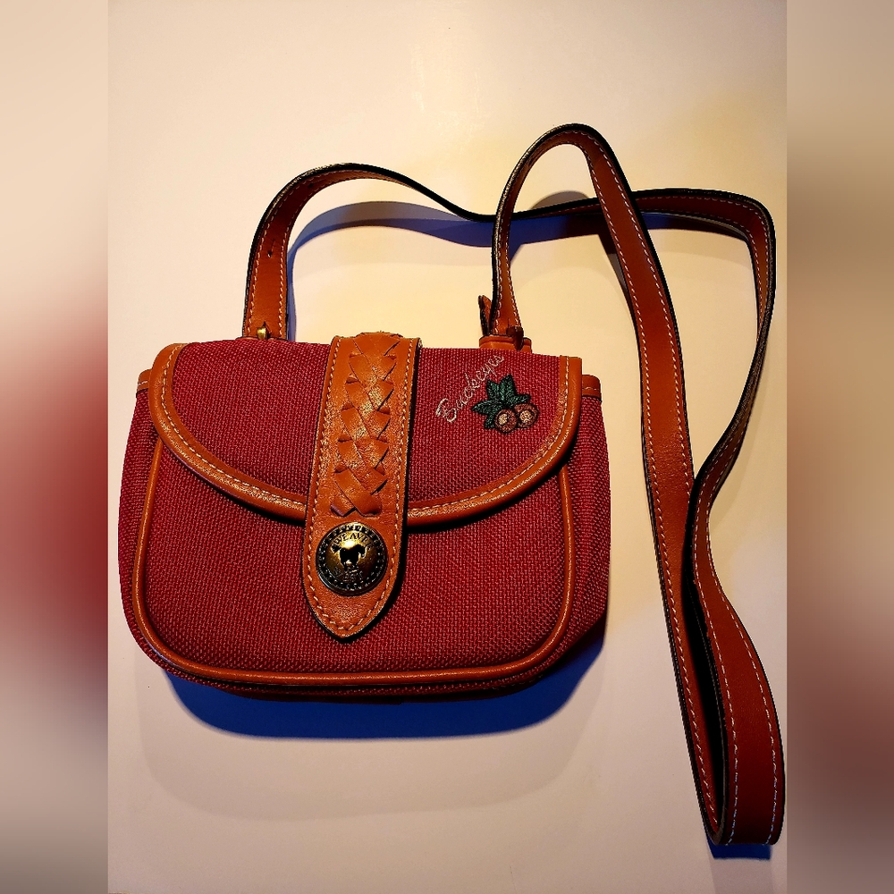 Weaver West Canvas/ Leather Purse